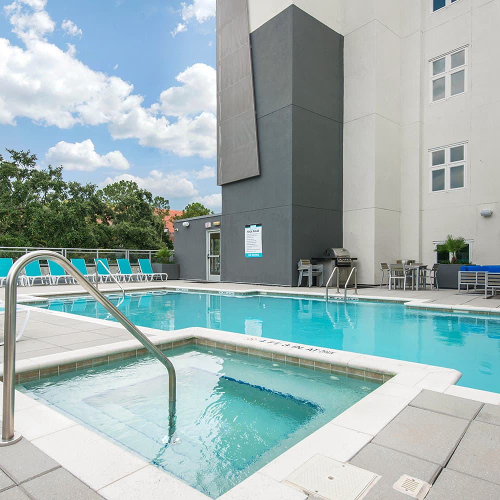 Jacuzzi-01-Social-28-Gainesville